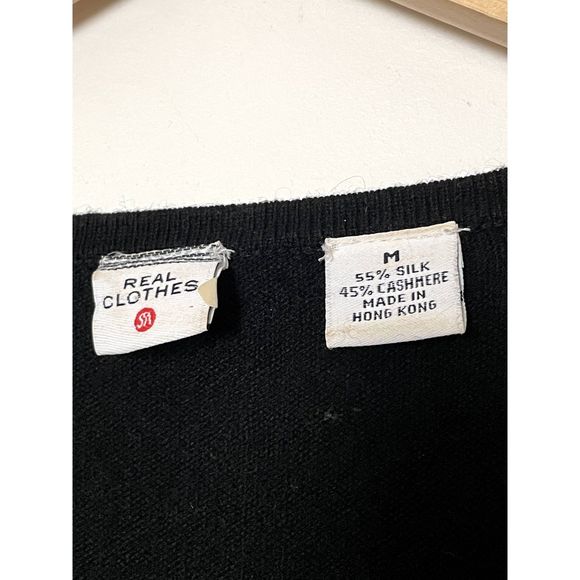 Real Clothes Silk Cashmere Blend Classic Black Vneck Sweater Size Small G7 - Picture 8 of 13